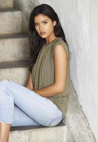 Magliette bella & canvas t-shirt larga con maniche arrotolate